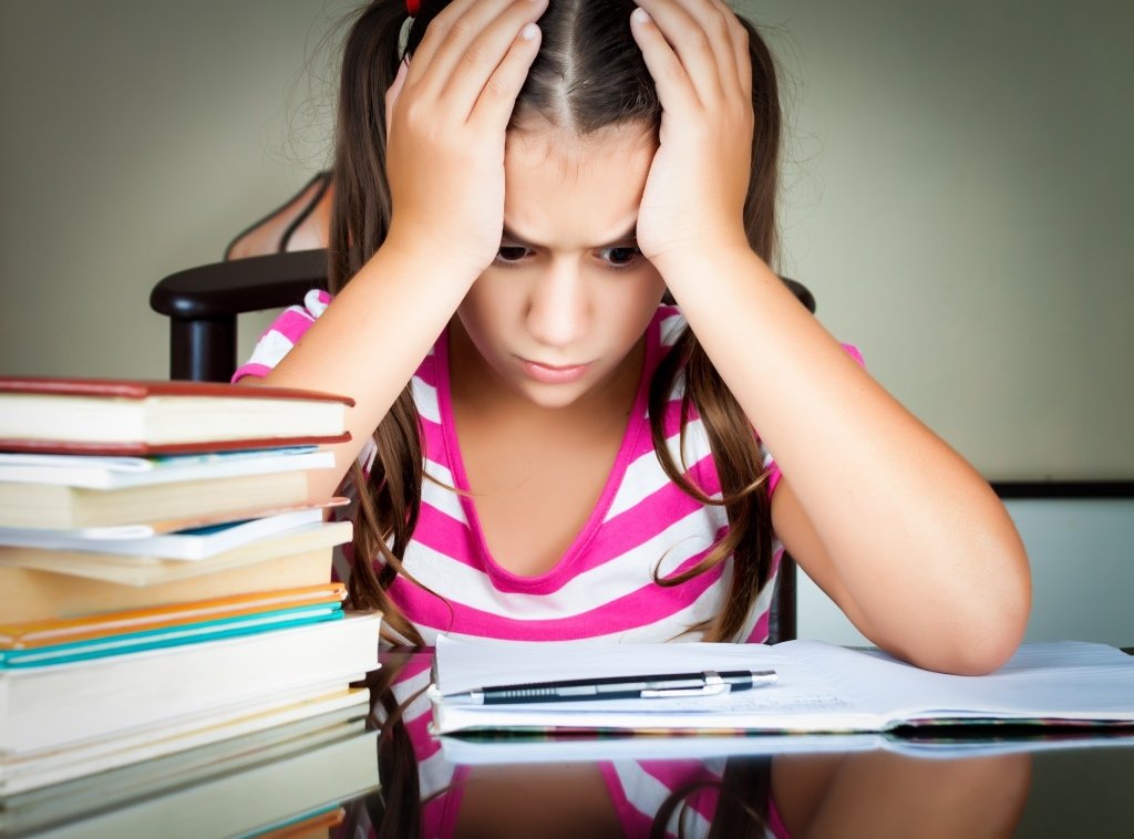Стрессы у подростков в период активного изменения гормонального фона могут значительно снизить иммунитет
