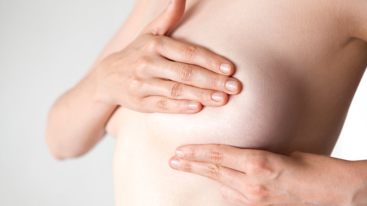Молочная грудь беременной