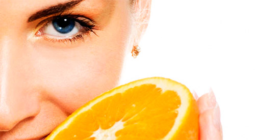 девушка и апельсины