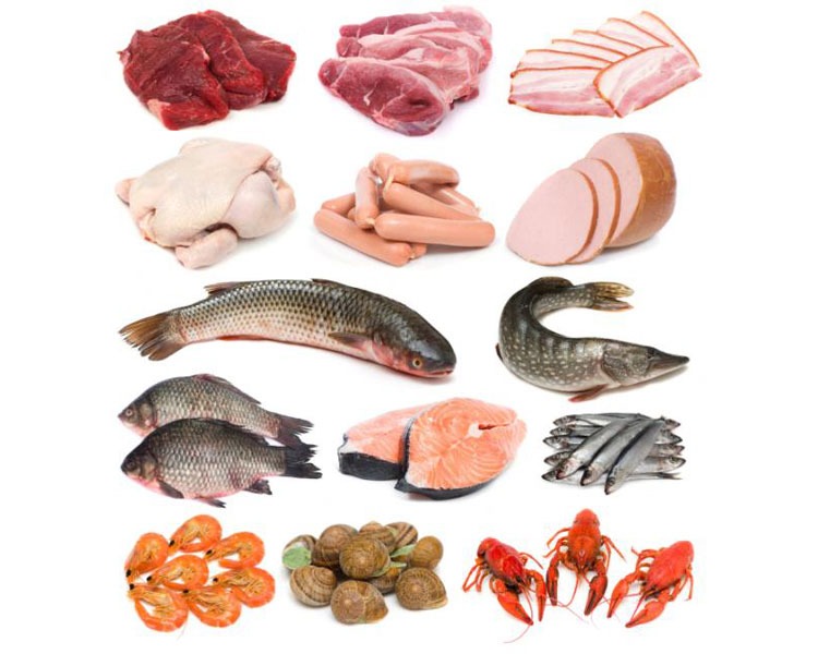 Употребляя в пищу мясные продукты и дары моря, можно не беспокоиться о дефиците питательных веществ.